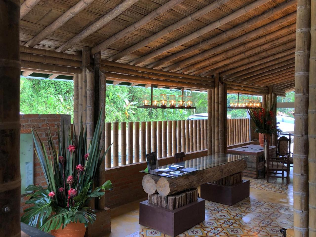 Hotel Visperas Санта Роса де Кабал Екстериор снимка